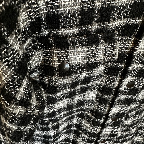 Zara Plaid Women’s Tweed Snap Button Shirt Jacket Black White Blogger Shacket XS - Picture 13 of 16